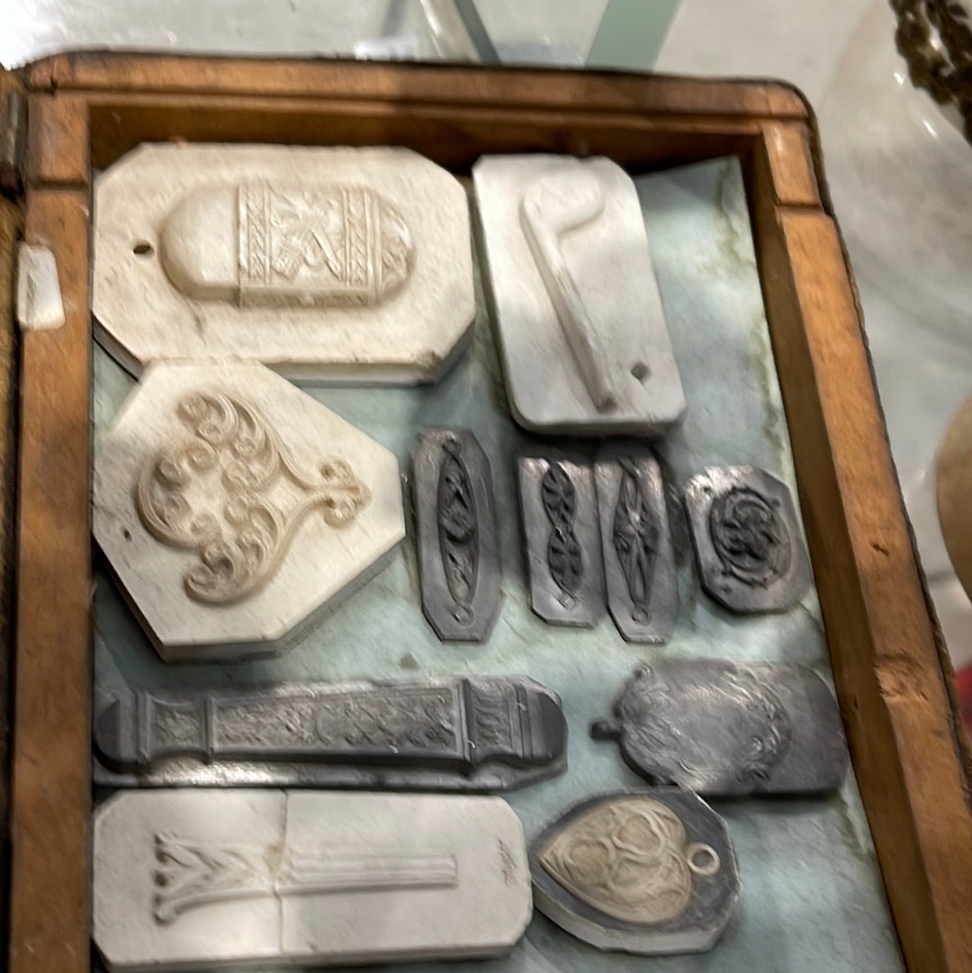 Jewelry and Silversmiths Mold Case