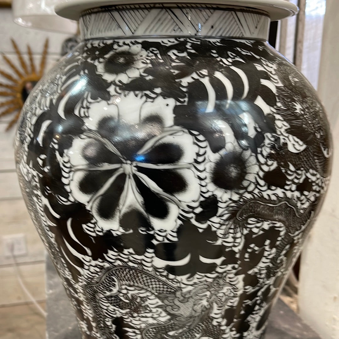 Black & White Dragon Temple Jar Lamp