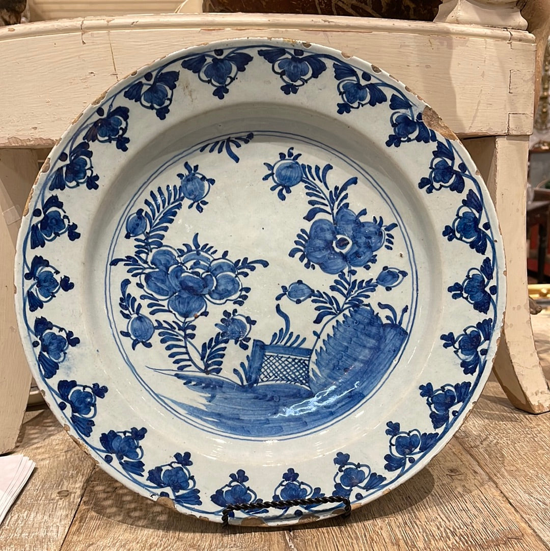 Delft Blue & White Charger (with damage)