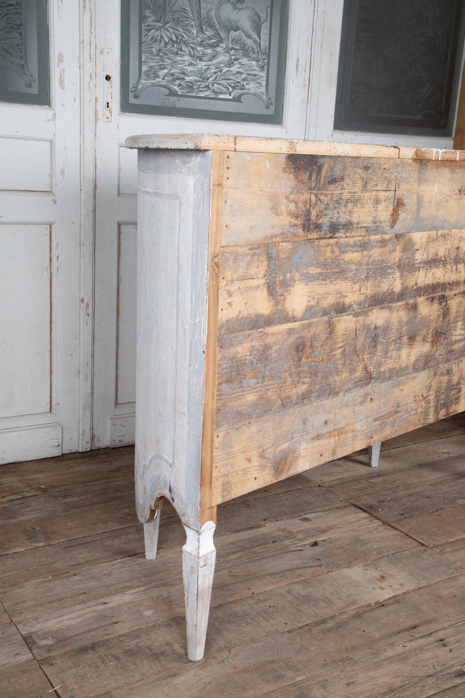 Exquisite Painted Bombe Sideboard